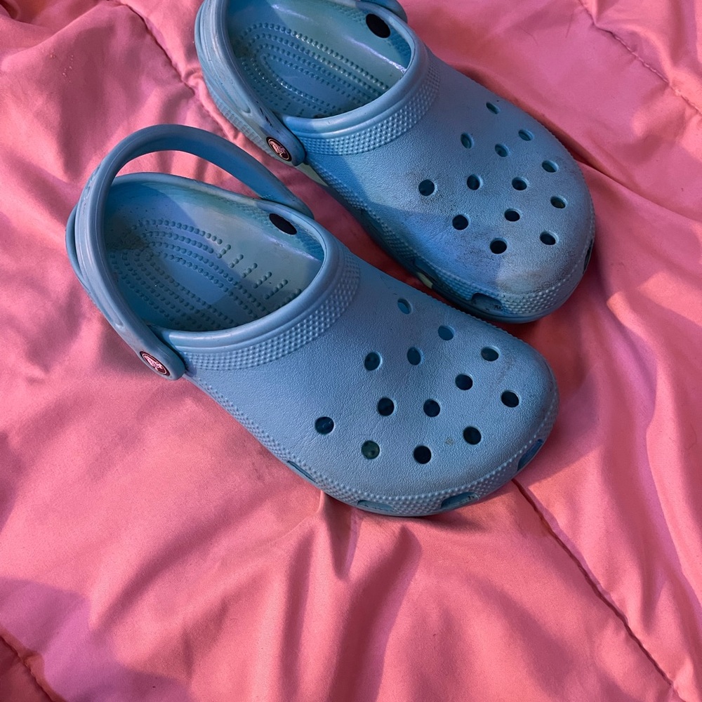 Light blue Womens Crocs size 7 Men’s size 5